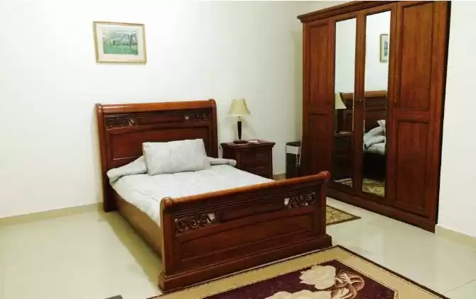 Residential Ready Property 2 Bedrooms F/F Apartment  for rent in Al Sadd , Doha #15111 - 1  image 